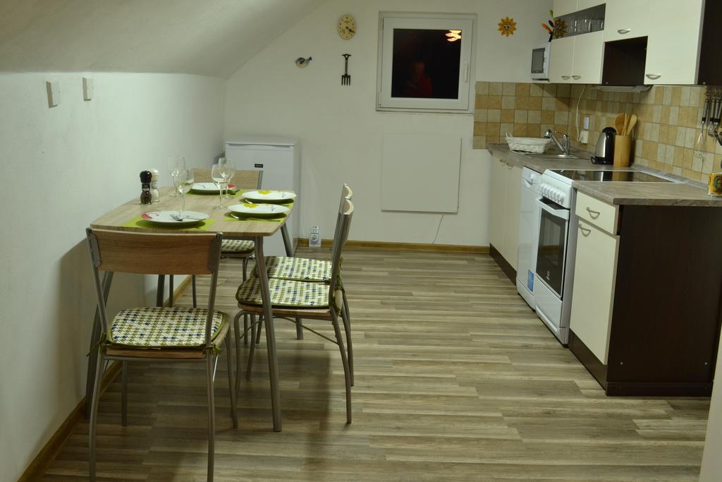 Apartman75 Tisnov Phòng bức ảnh